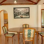 Apartmaji Loreta Appartamento *