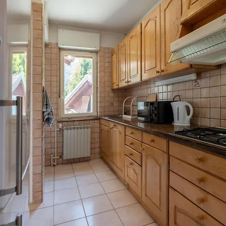 Apartmaji Loreta דירה מוסט נה סוסי