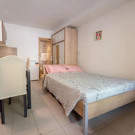 Apartmaji Loreta * Most na Soči