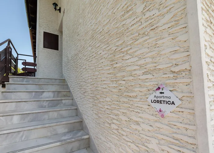 Apartmaji Loreta Appartamento *